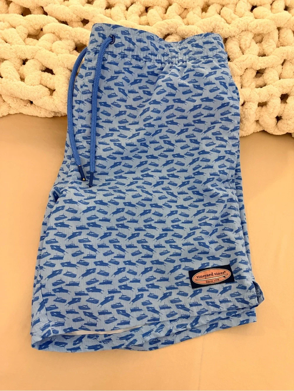 Vineyard Vines Men’s Swim Trunks Size Small Blue Boat Print Drawstring
